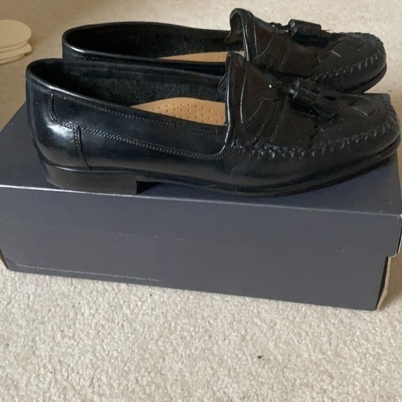GIORGIO BRUTINI BLACK LOAFERS W TASSEL SZ 9M - Picture 5 of 6